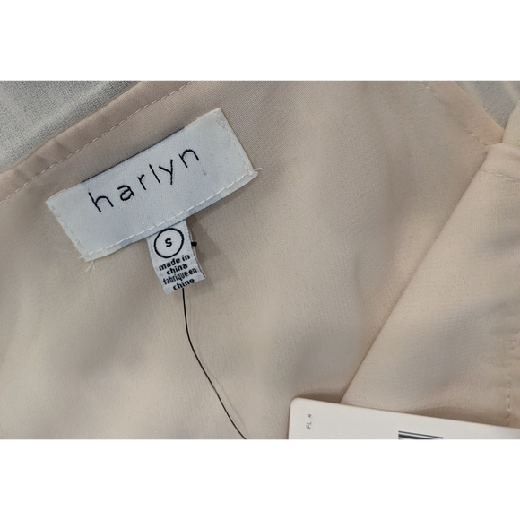 NWT Anthropologie X Harlyn V-neck Ruffle Sleeveless Blouse Size Small - Picture 4 of 7